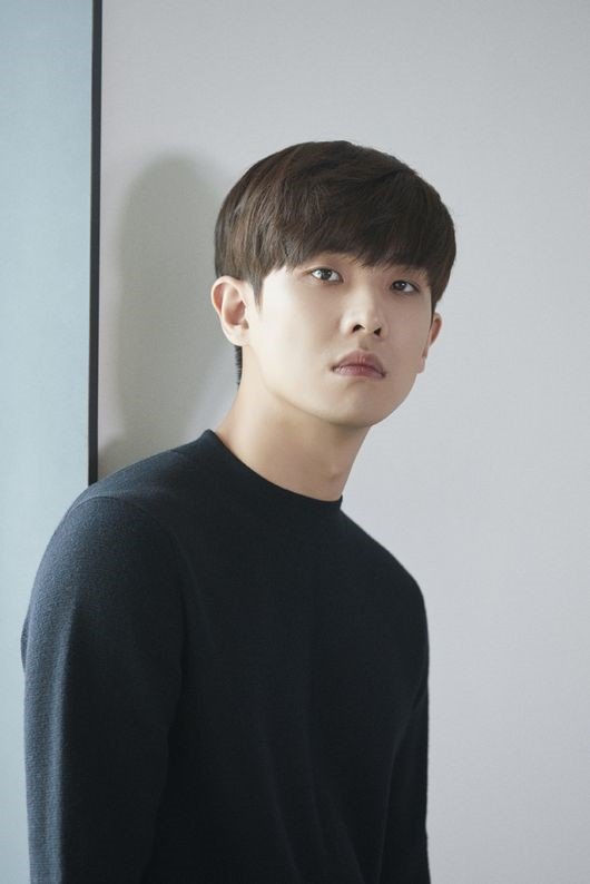 [الاراء] اخبار عن محاولة lee joon الانتحار والوكالة تنفي الخبر
