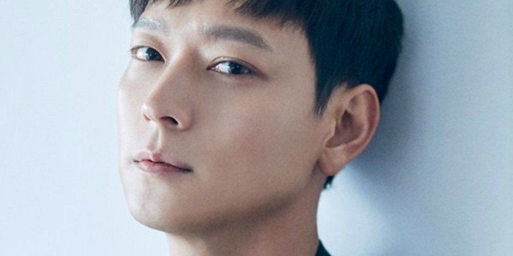 Kang Dong Won يقول “ليست لديّ خطط للزواج”